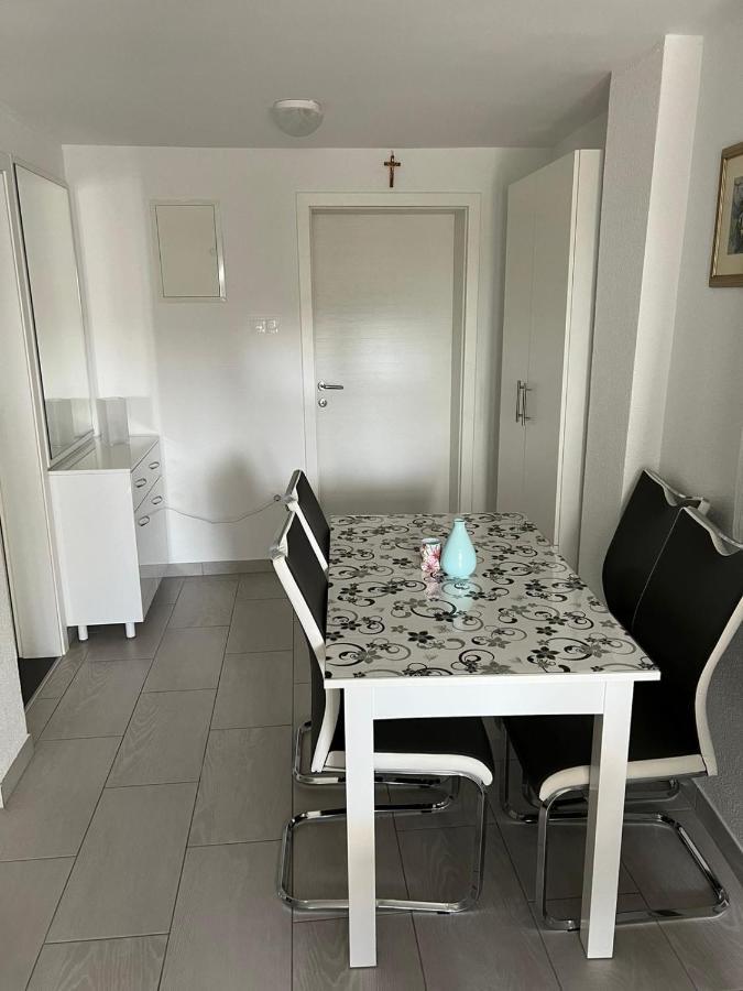 Apartmani Marina ツリクヴェニツァ エクステリア 写真
