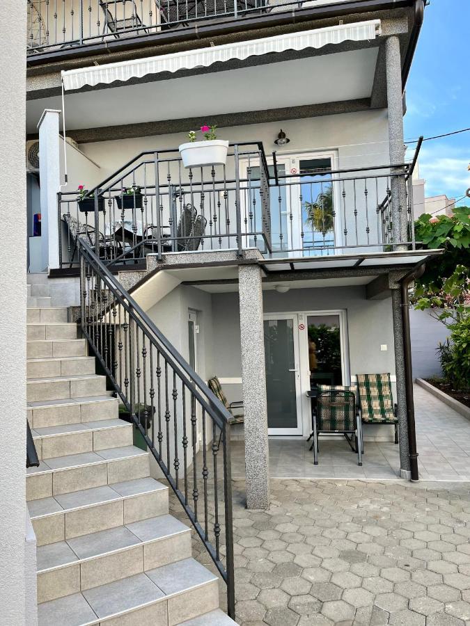 Apartmani Marina ツリクヴェニツァ エクステリア 写真