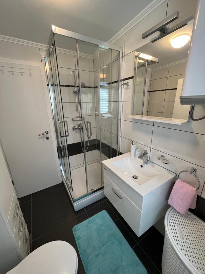 Apartmani Marina ツリクヴェニツァ エクステリア 写真